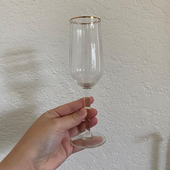 Vintage Set Of Gold Rim Elegant Slim Stem Champagne Glasses / Glass Ware - Picture 3 of 5